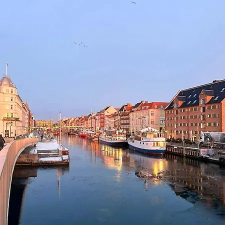 펜션 Hus Med Badebro Og Havudsigt Pa Margretheholmen *